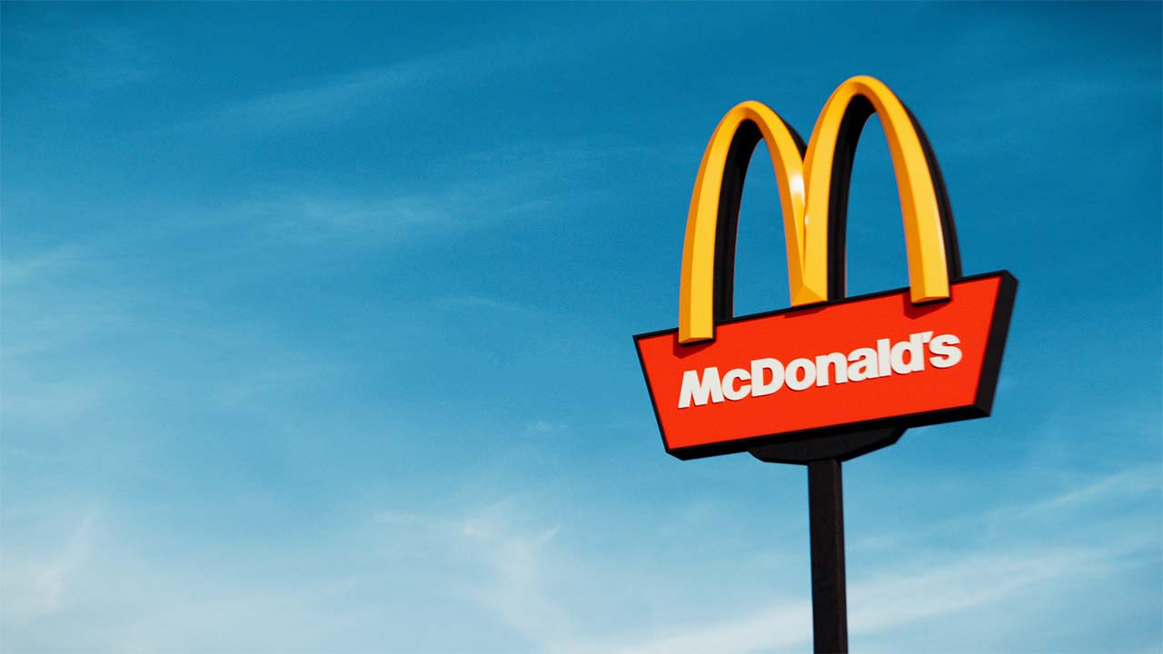 A render of a McDonald's roadsign.