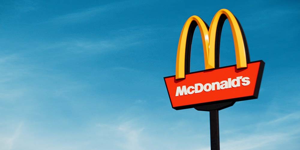 A render of the McDonald's roadsign.